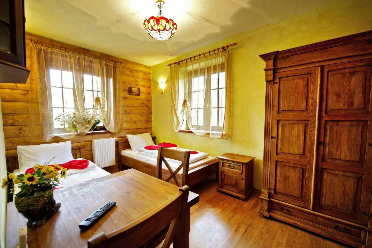 Stary Lwow Bed & Breakfast Korczyna  Dış mekan fotoğraf