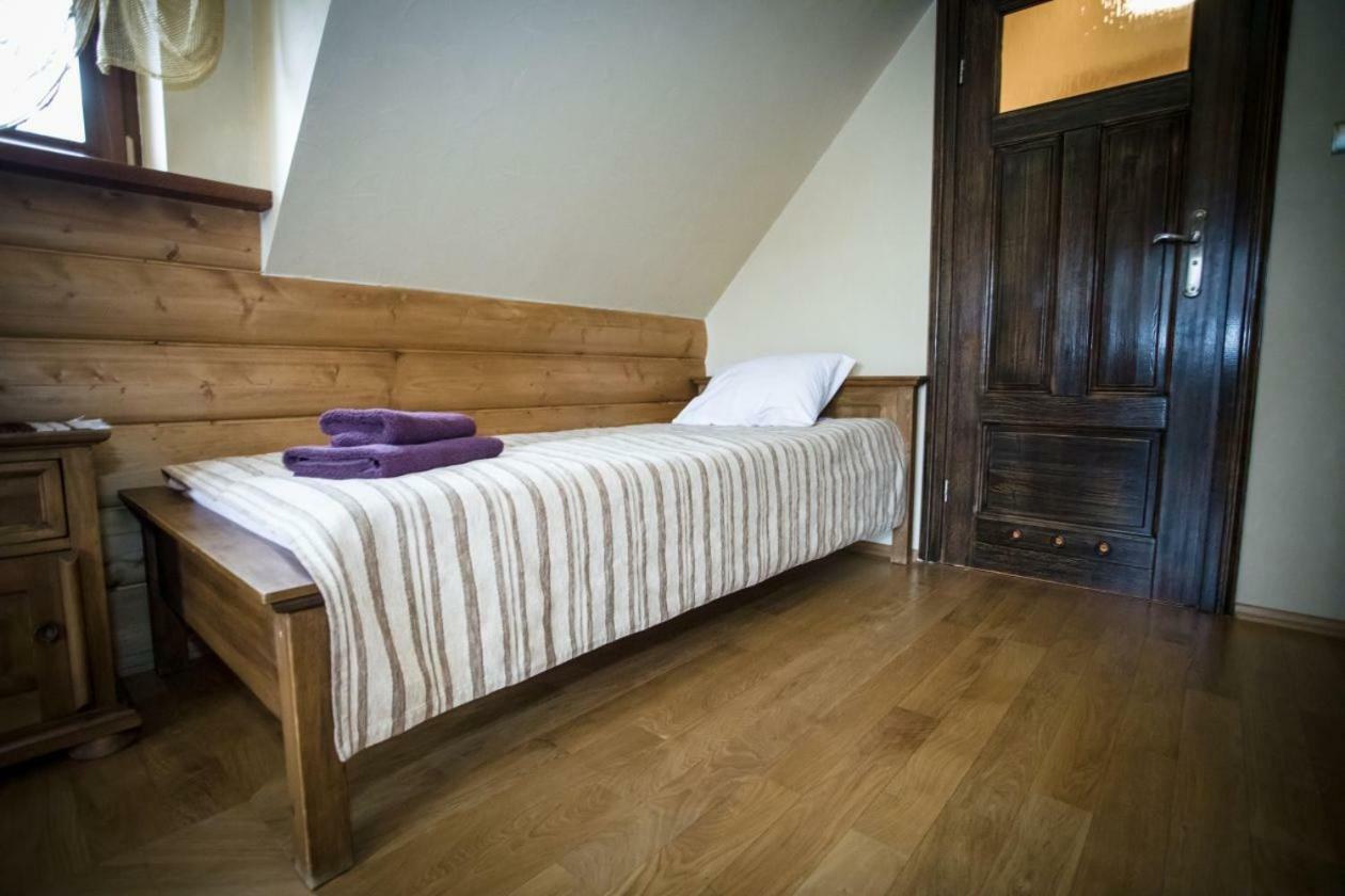 Stary Lwow Bed & Breakfast Korczyna  Dış mekan fotoğraf