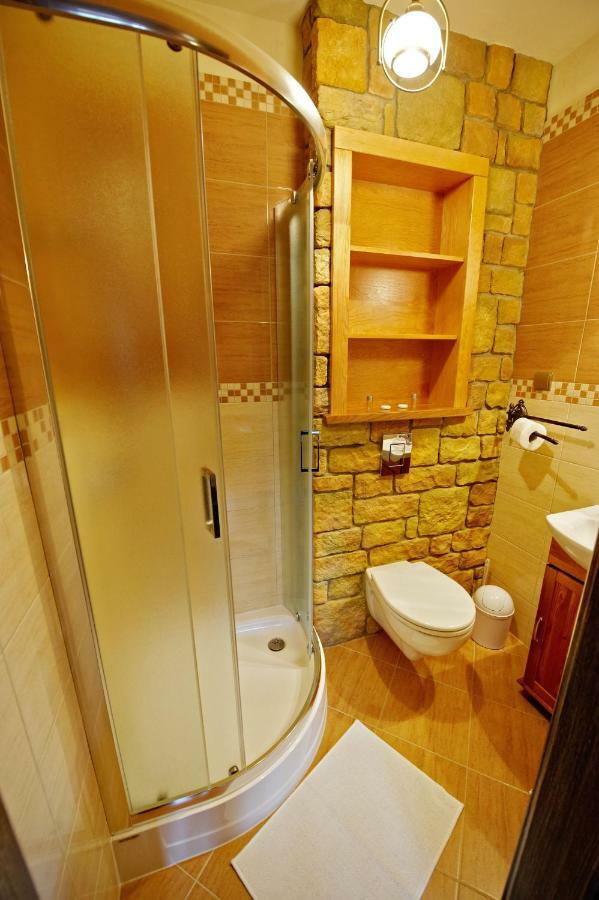 Stary Lwow Bed & Breakfast Korczyna  Dış mekan fotoğraf